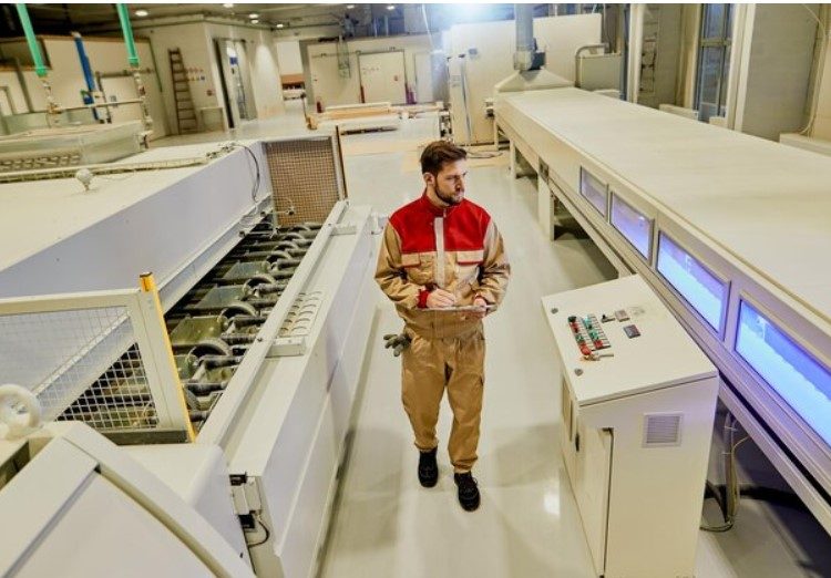 Exploring the Synergy of Powder Coating Guns and Ovens